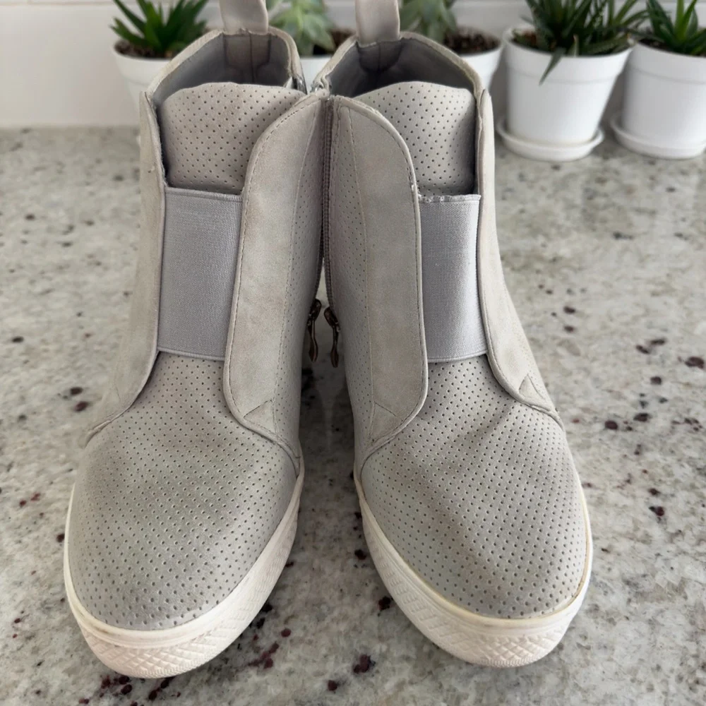 CCOCCI Perforated Wedge Sneakers‎ - Light Gray
